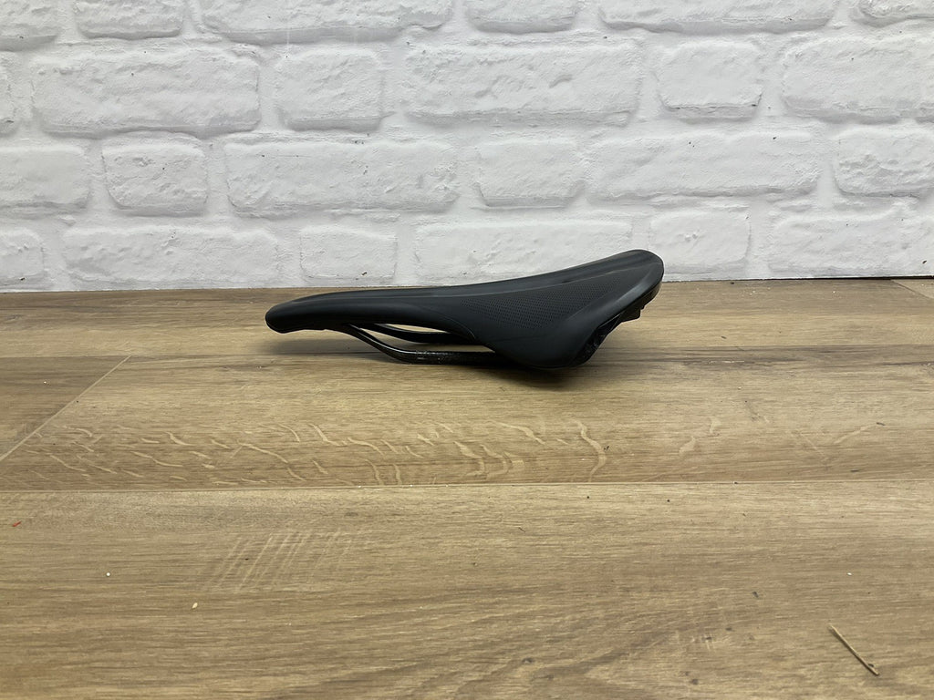 Specialized Phenom Carbon Rail 143
