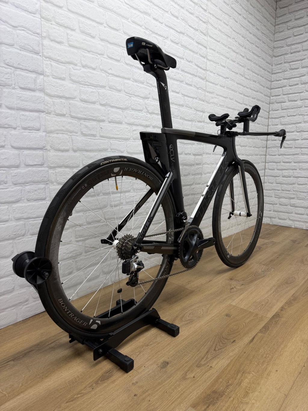 Trek Speed Concept Large Triathlon Bike