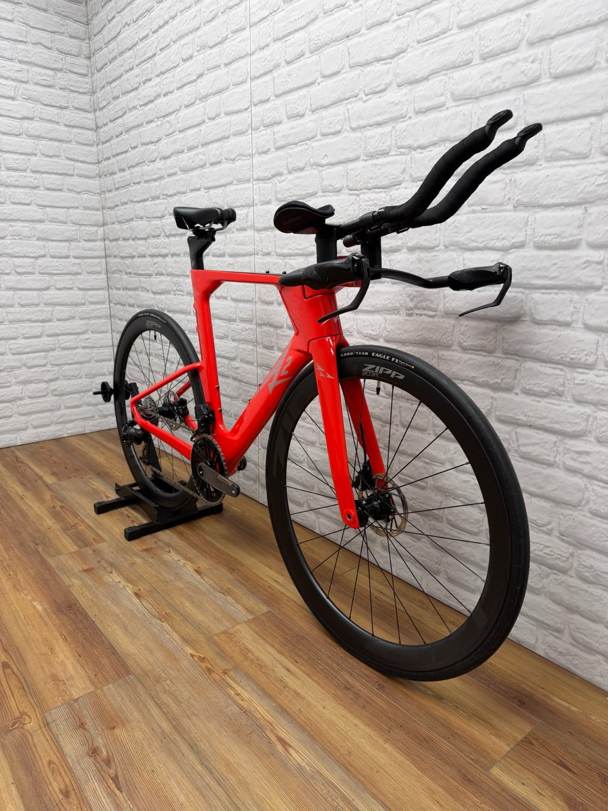 A2 SP Medium eTap Triathlon Bike