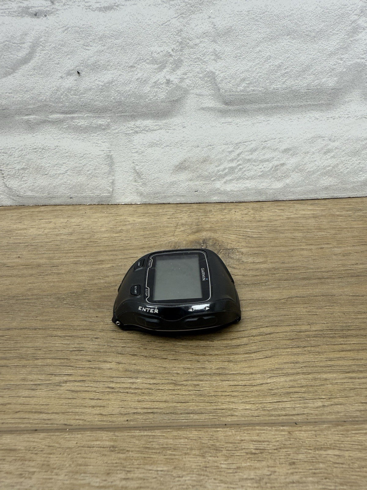 Garmin Forerunner 910XT GPS Multisport Triathlon Watch Head Unit with Charger