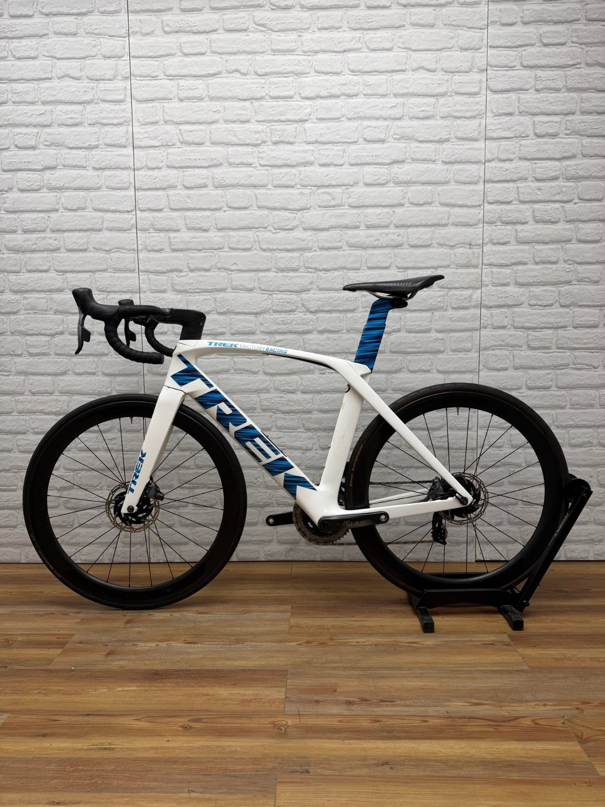 Trek Madone SLR Project One Team Edition 54cm eTap