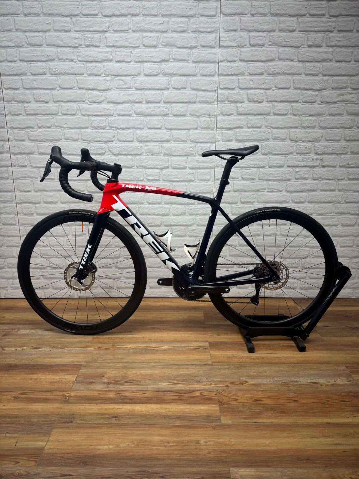 Trek Emonda SLR 54cm Project One Segafredo Edition