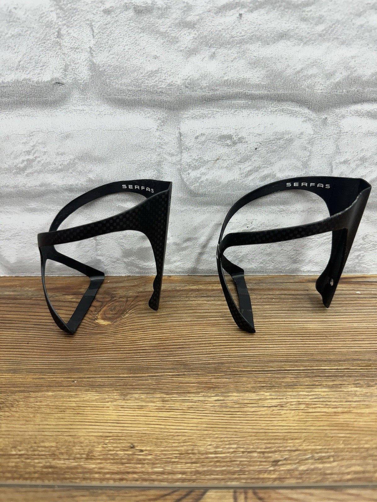 Serfas Carbon Bottle Cage Set