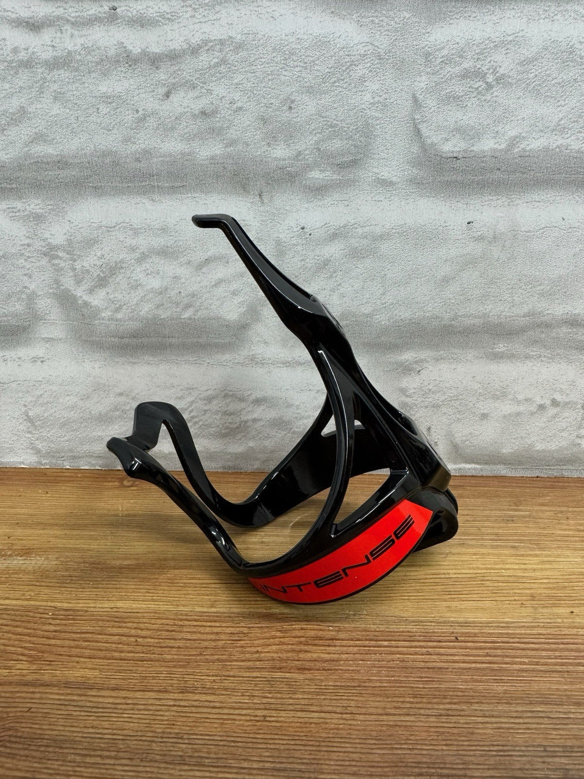 NEW Intense Bottle Cage