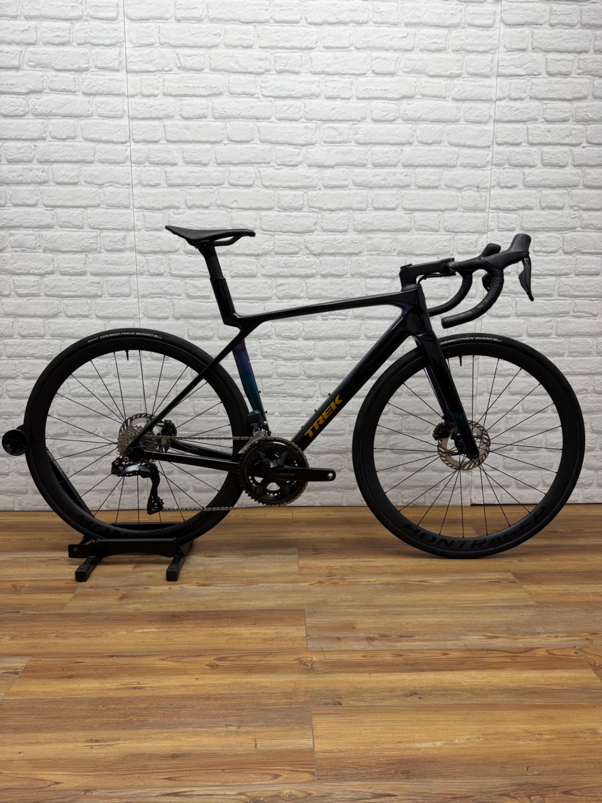 Trek Madone SL 6 Gen 8 Medium 2025 Road Bike