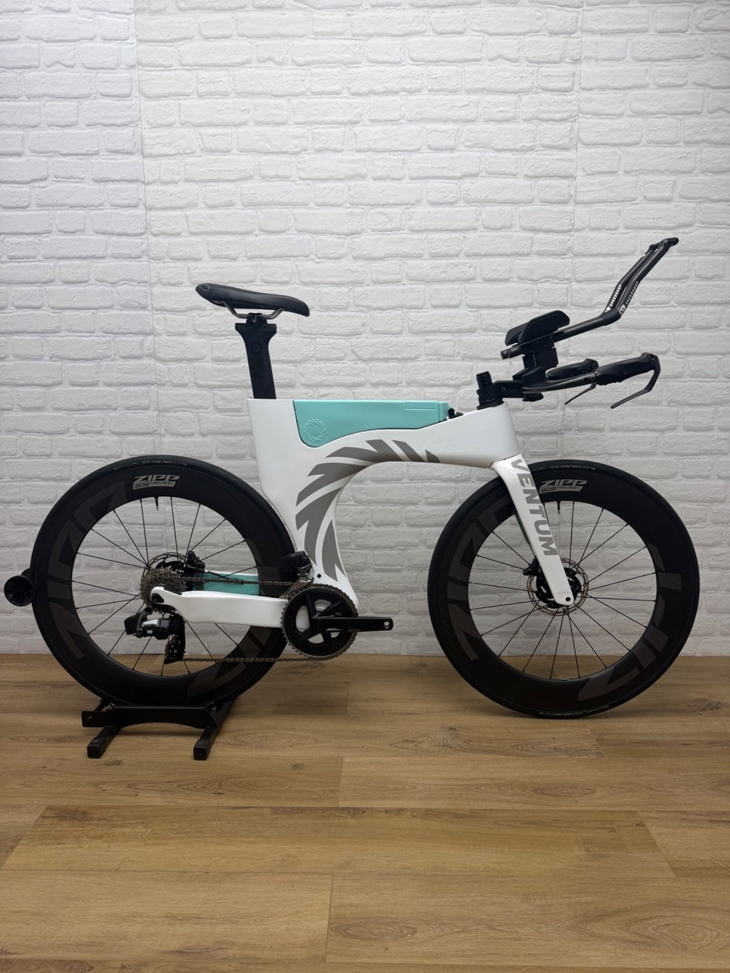 Ventum One Disc 56cm Triathlon Bike