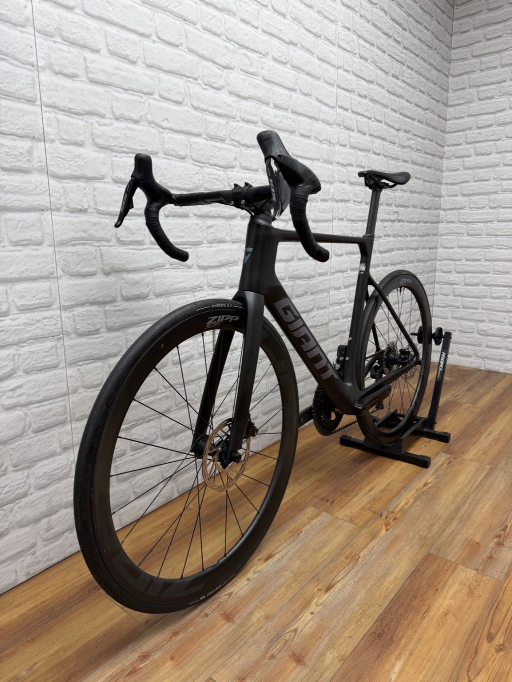 Giant Propel M/L 56cm Road Bike