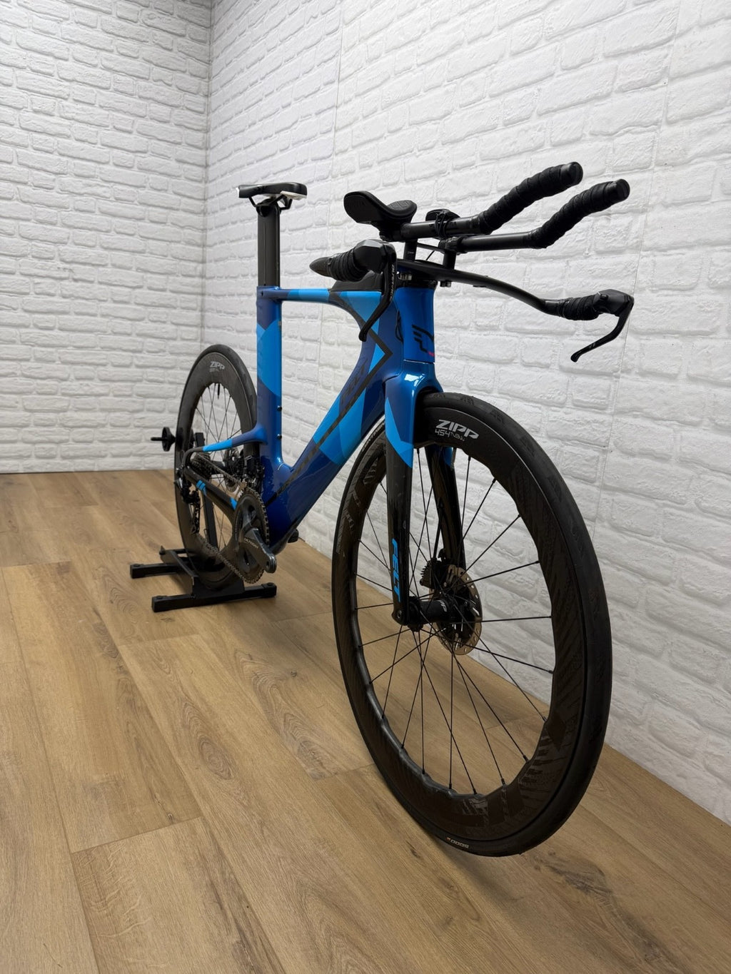 Felt IA 56cm/Large Triathlon Bike