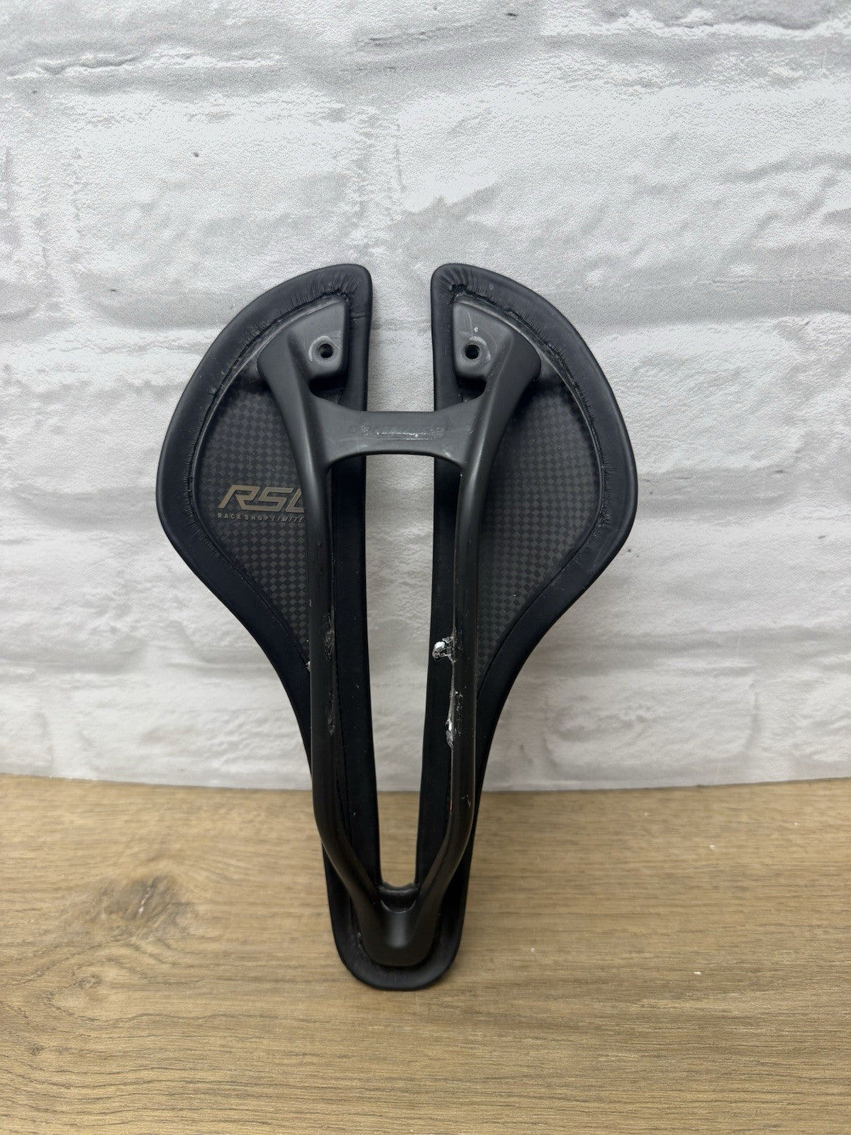 Bontrager Aeolus RSL Carbon Bike Saddle Road Bicycle Seat Oversized Rails Black 