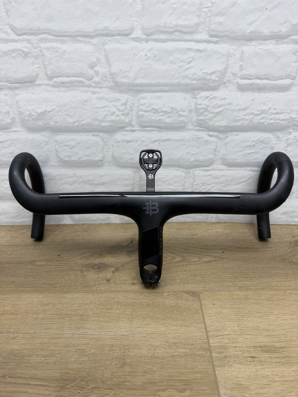 Black Inc Integrated Carbon One-Piece Handlebars