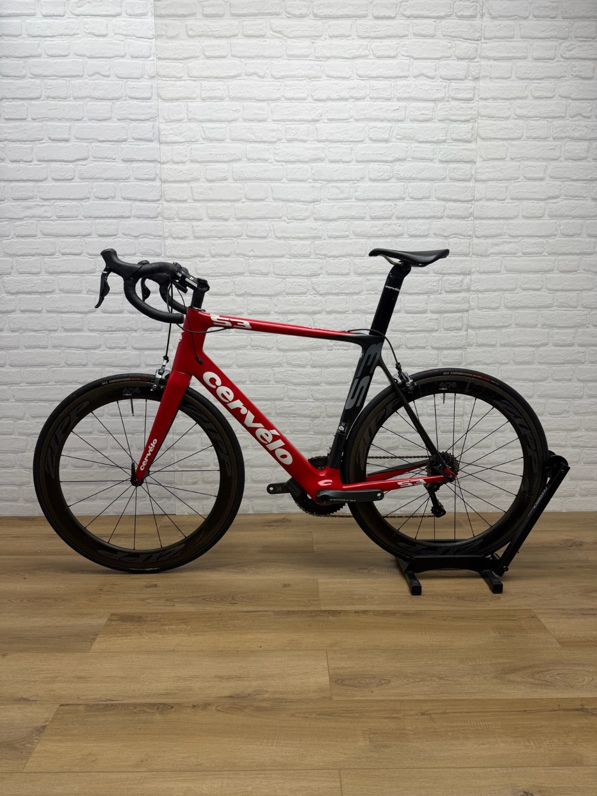 Cervelo S3 58cm Road Bike