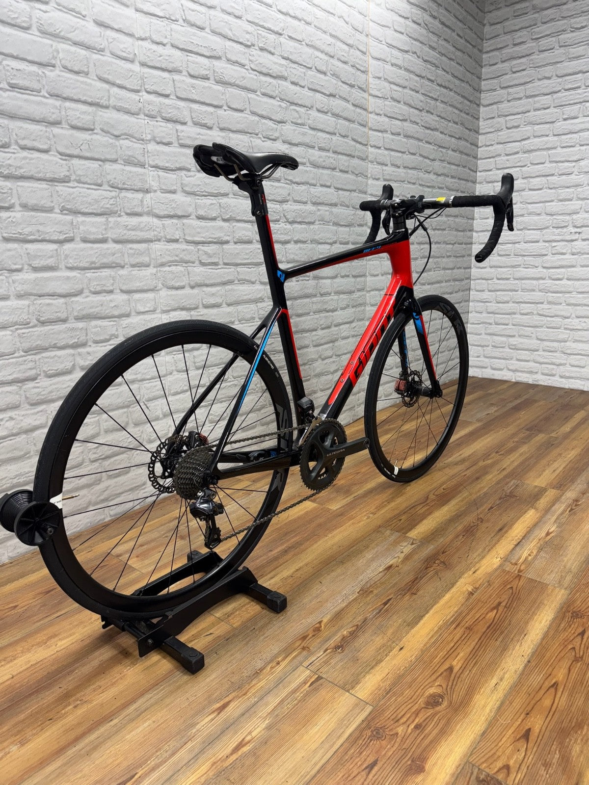 Giant Defy Advanced Large Di2