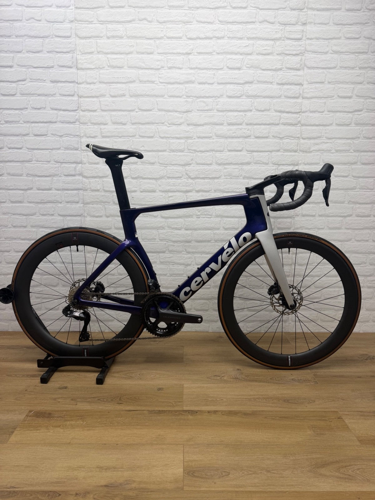Cervelo S5 58cm Road Bike
