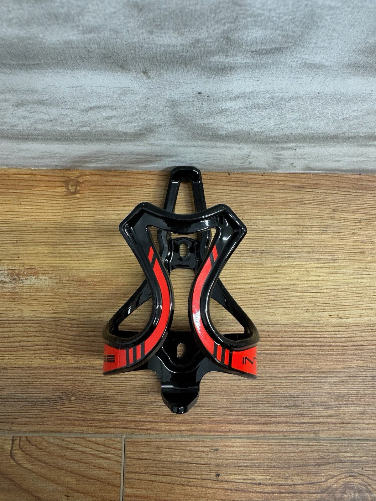 NEW Intense Bottle Cage