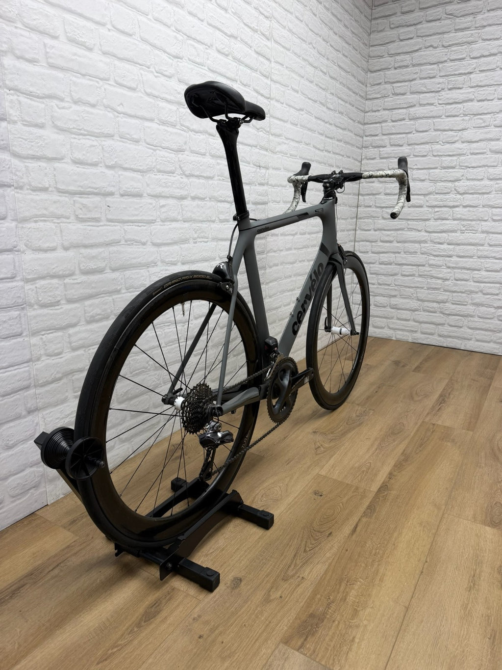 Cervelo S3 58cm Road Bike
