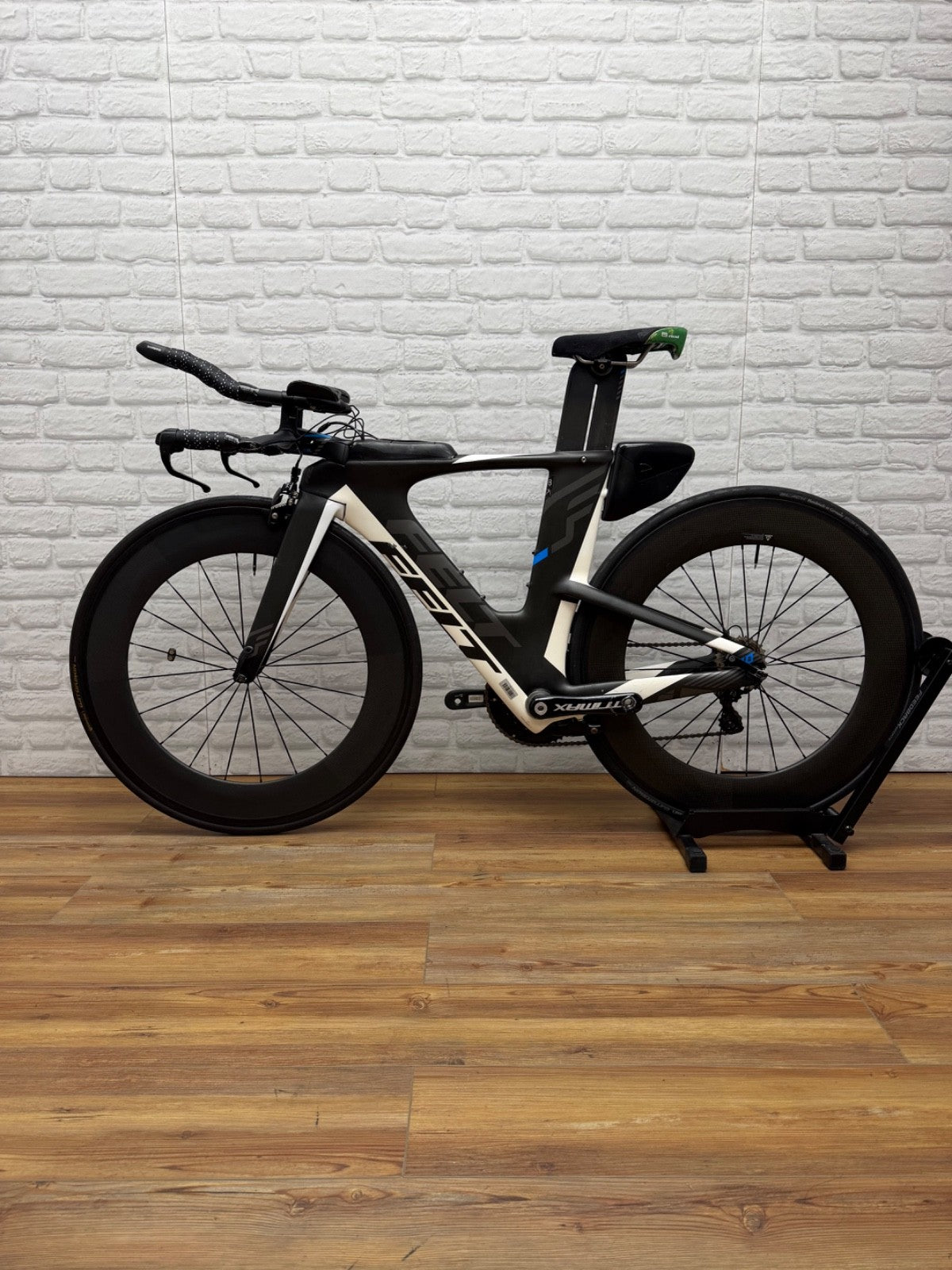 Felt IA10 48cm Triathlon Bike