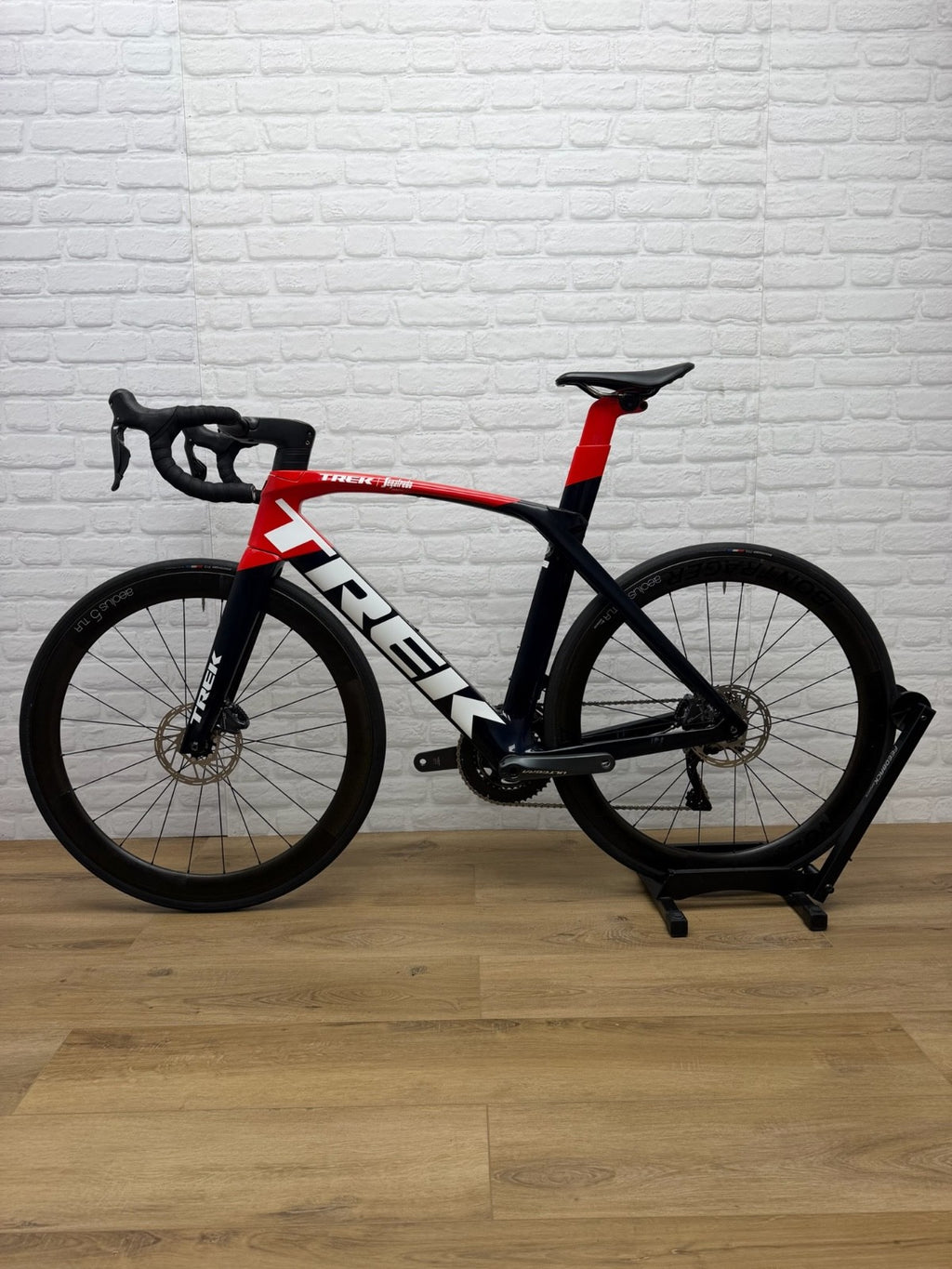 Trek Madone SLR 58cm Project One Team Segafredo Edition