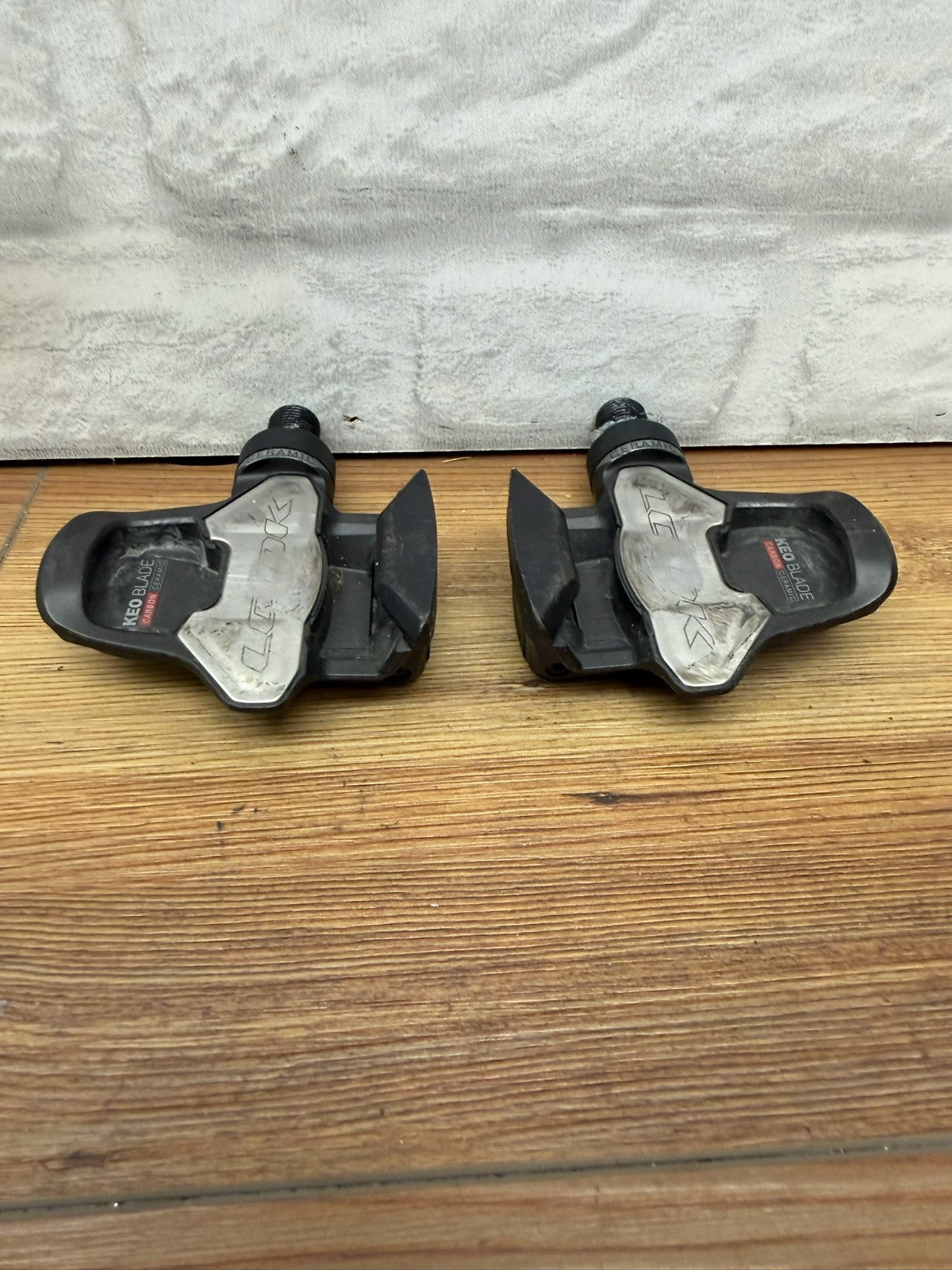 LOOK KEO Blade Carbon Ceramic Road Bike Pedals Plates Pair Lightweight Keo