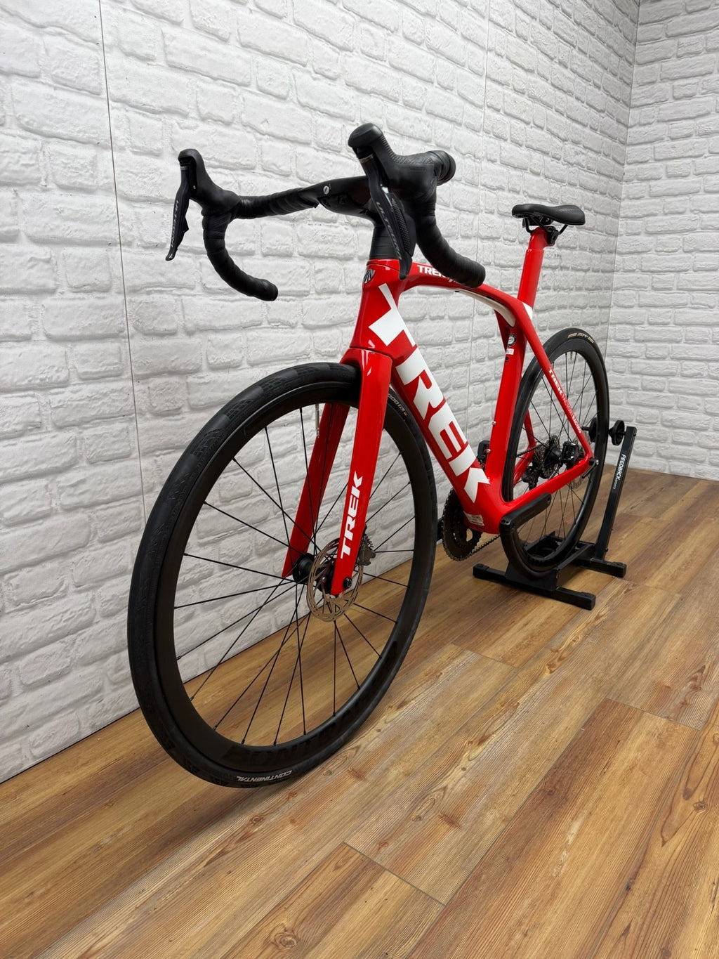 Trek Madone SLR Project One Team Segafredo Edition 56cm Di2