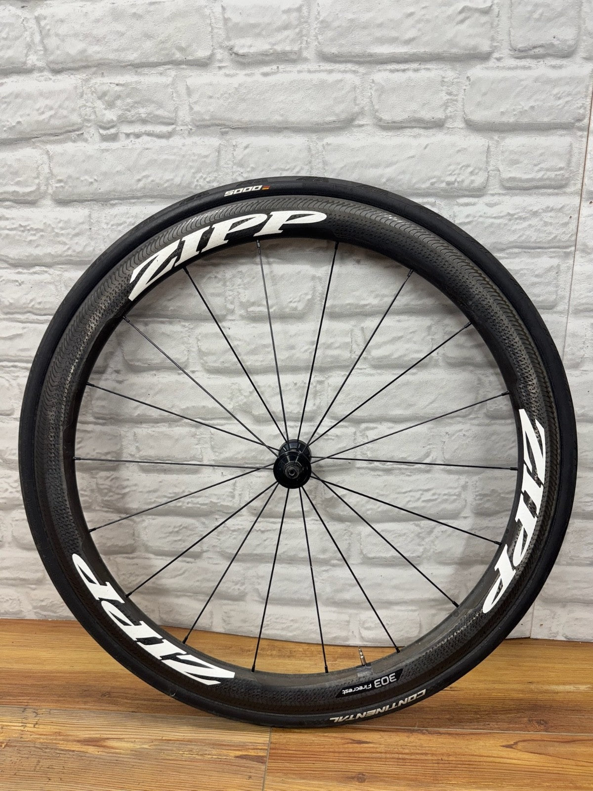 Zipp 303 Showstopper Clincher Carbon Rim Brake Wheelset