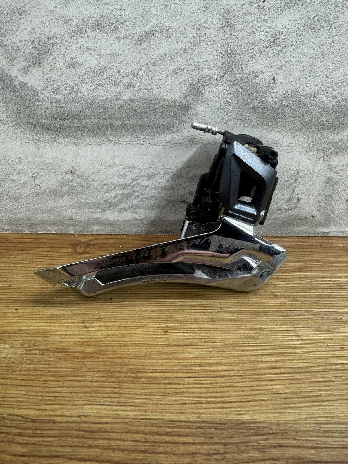 Shimano Ultegra FD-R8000 Braze On 11 Speed Front Derailleur