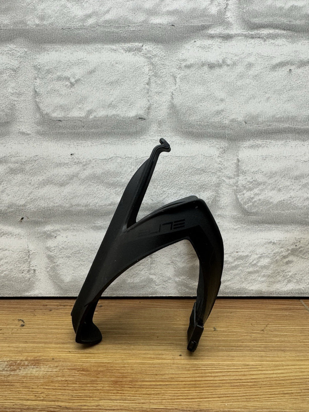 Elite Custom Race Water Bottle Cage