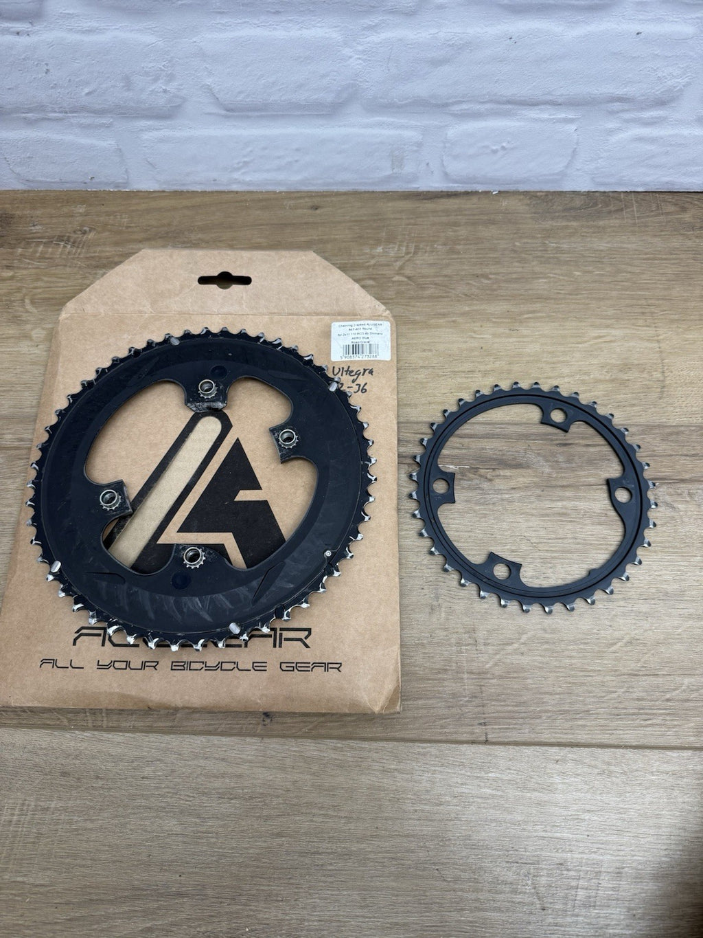 Shimano Ultegra Mid-Compact Chainring set