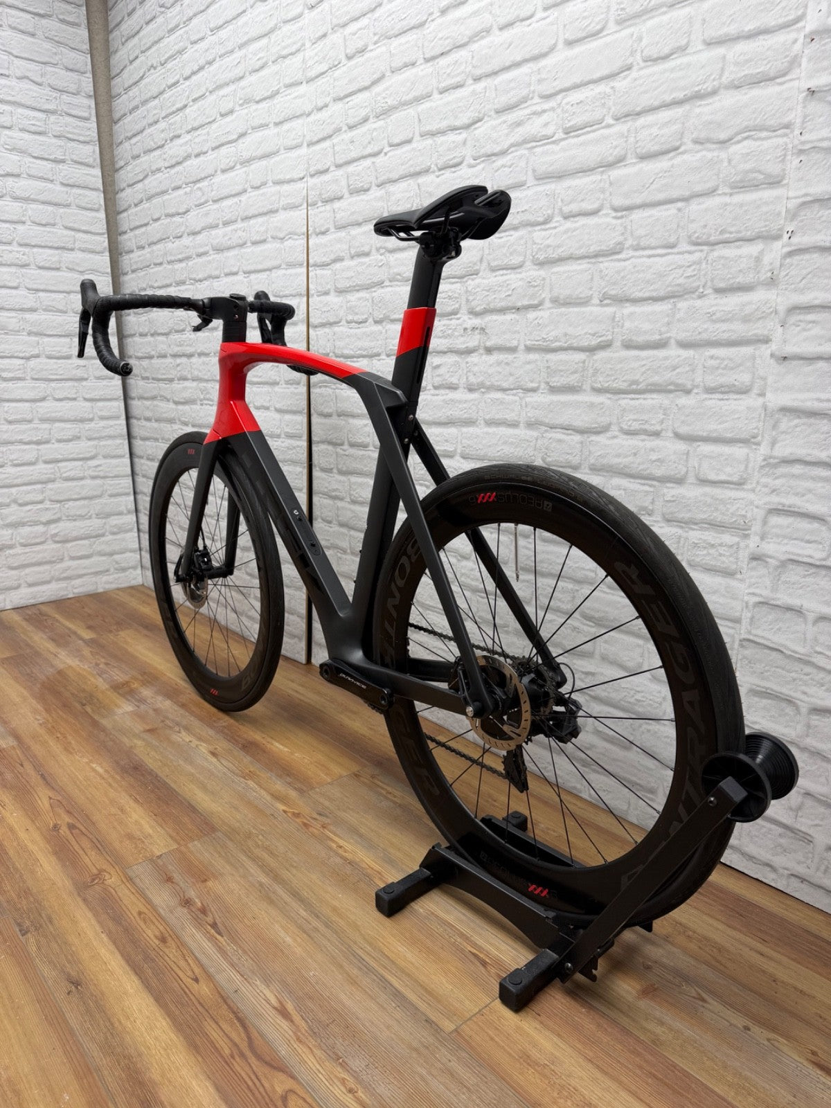 Trek Madone SLR 60cm Road Bike