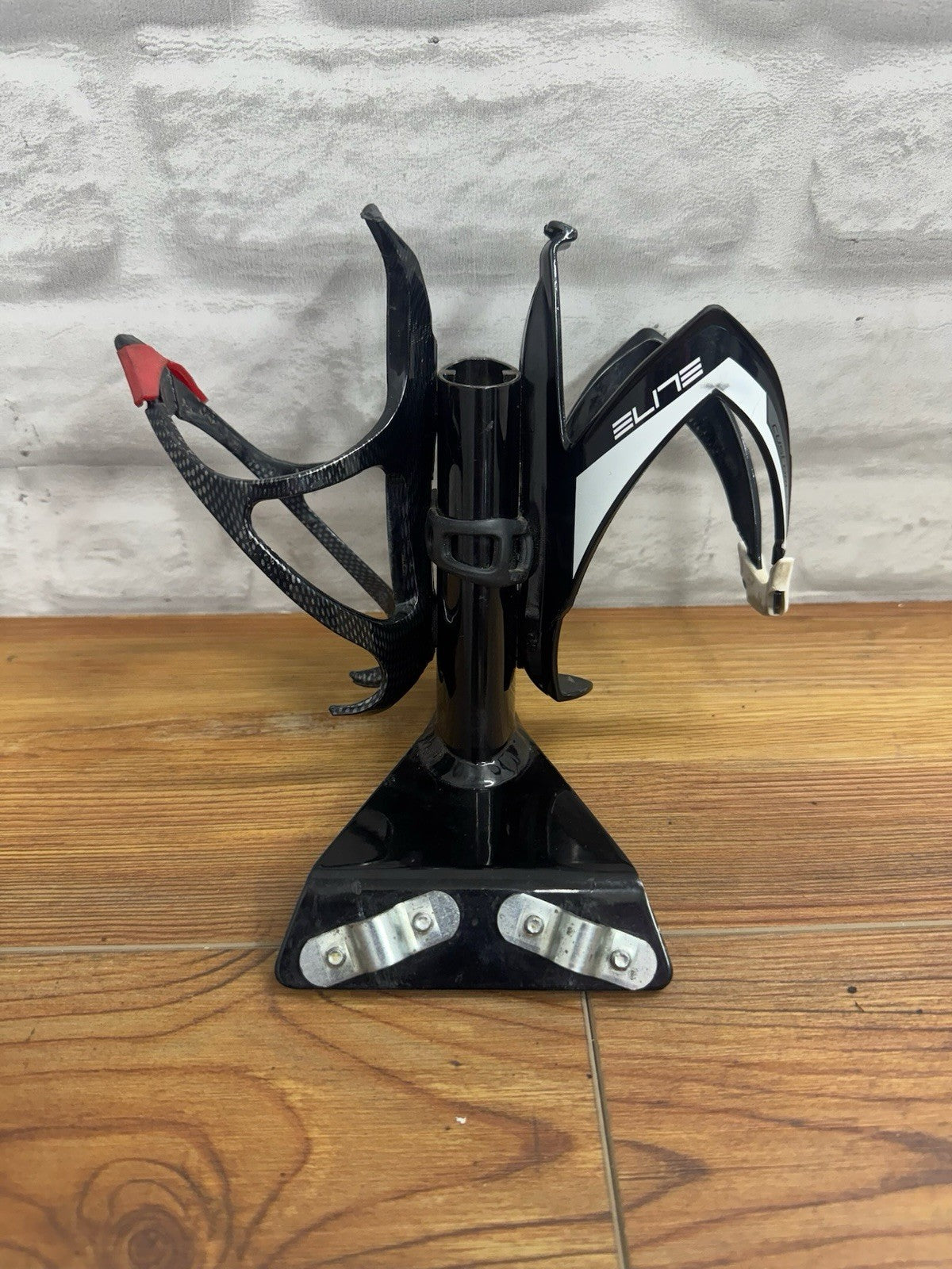 Xlab Saddle Wing Rear Bottle Cage Carrier With Plastic Cages
