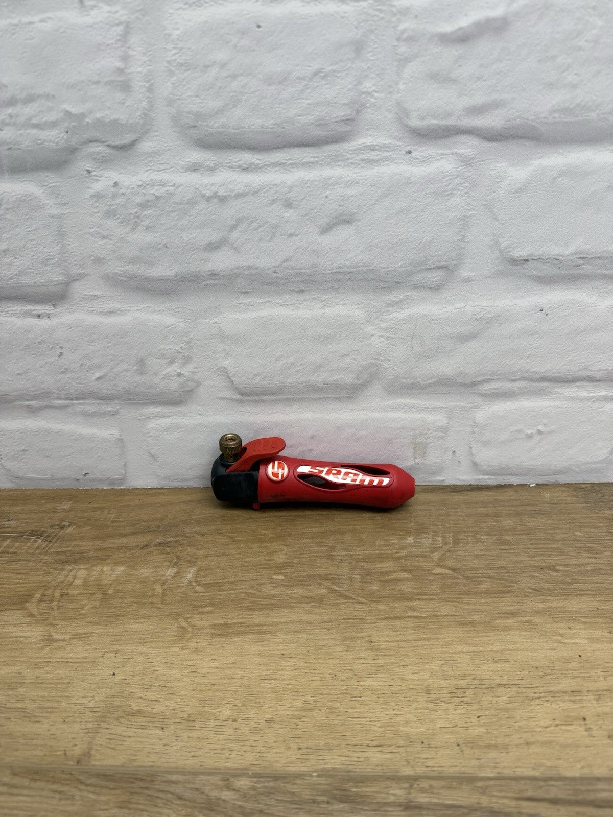 SRAM Trigger CO2 Inflator