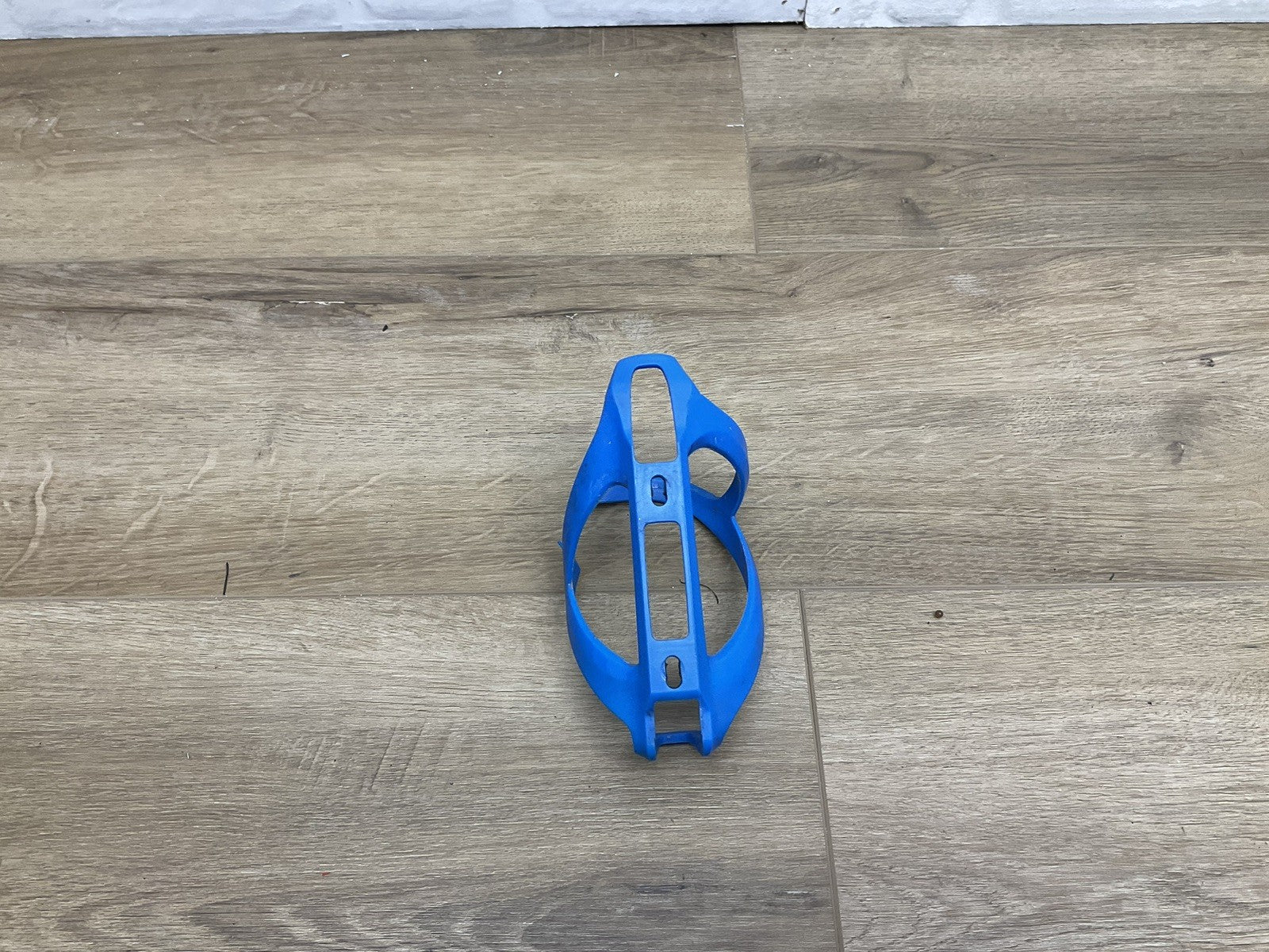 Playtri Cycling Water Bottle Cage Right Side Entry Blue 