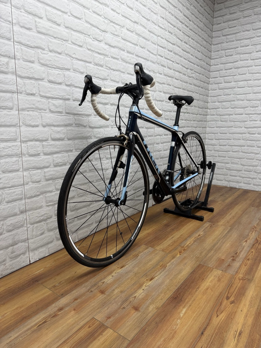 Trek Madone 52cm Women's Road Bike