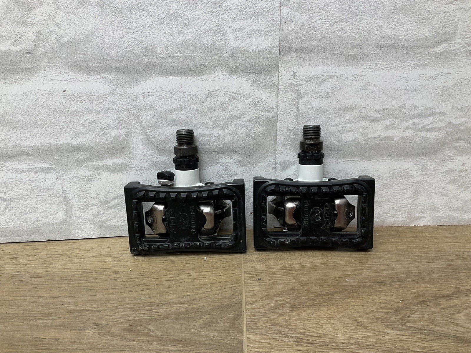 Shimano PD-m520 With SM-PD22 Clipless MTB + Flat Pedals 