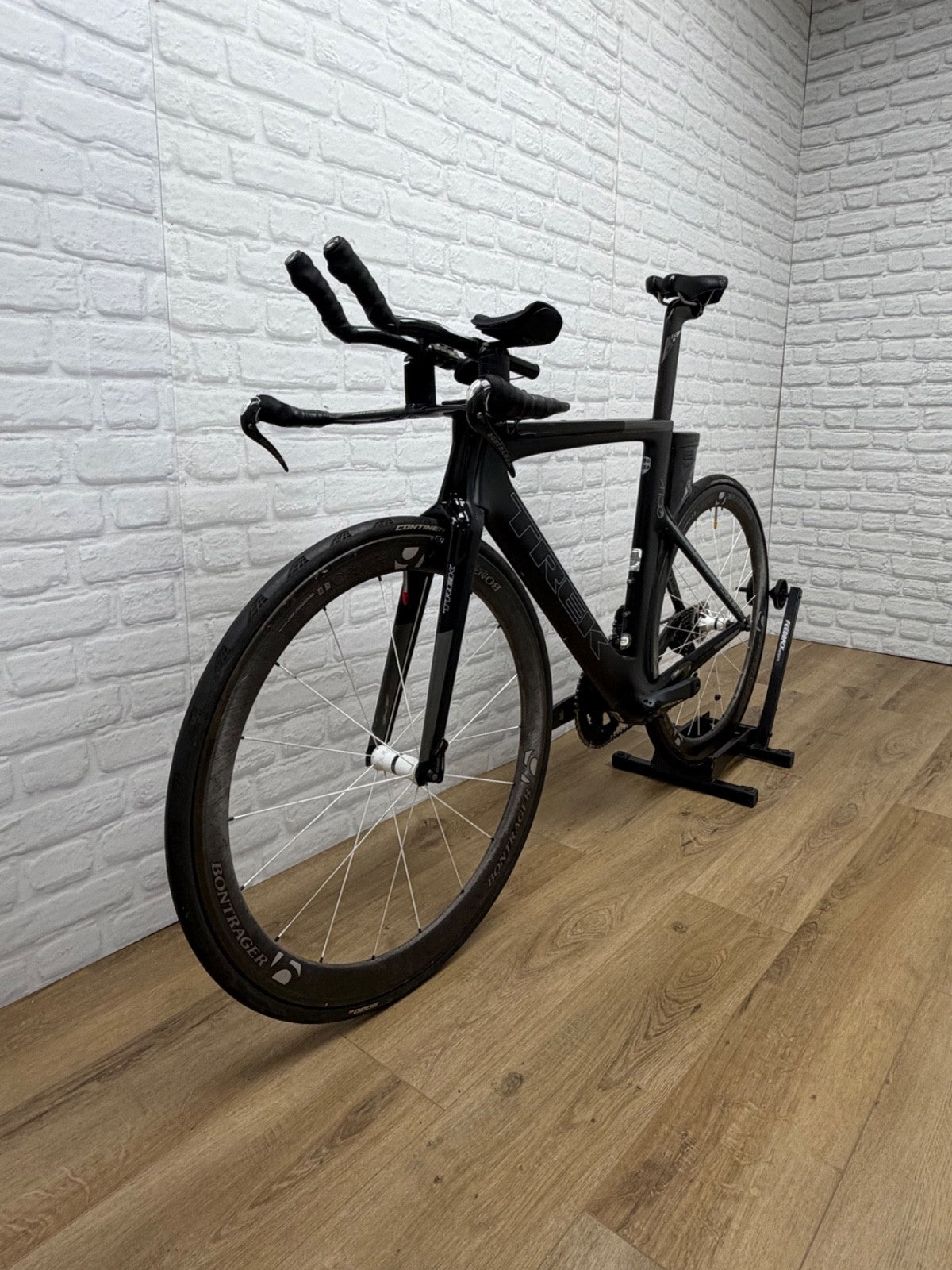 Trek Speed Concept Large Triathlon Bike