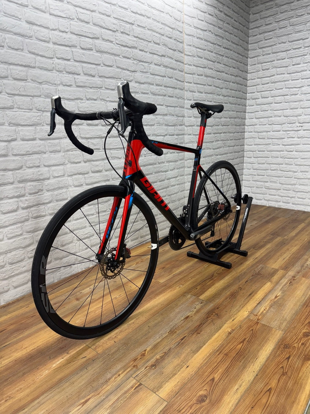 Giant Defy Advanced Large Di2