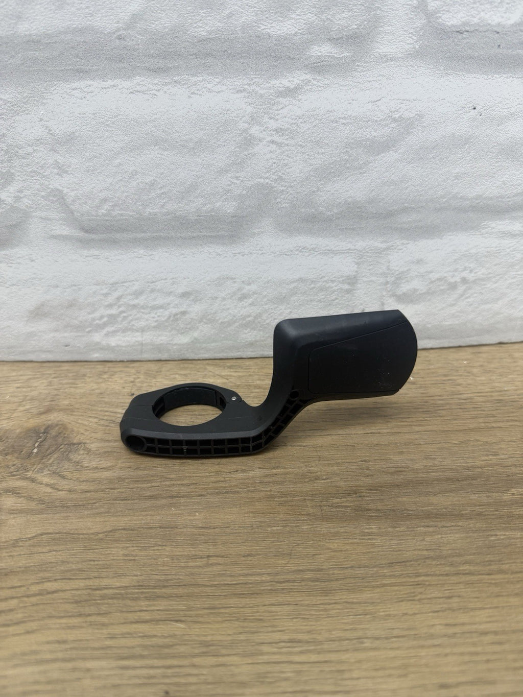 Wahoo ELEMENT ROAM Aero out front handlebar mount