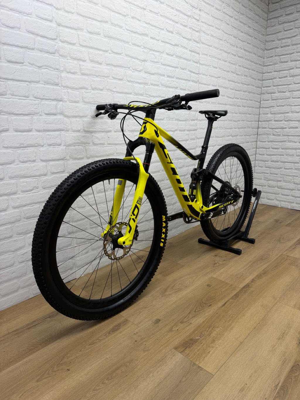 Scott Spark RC900 World Cup Edition Medium Mountain Bike
