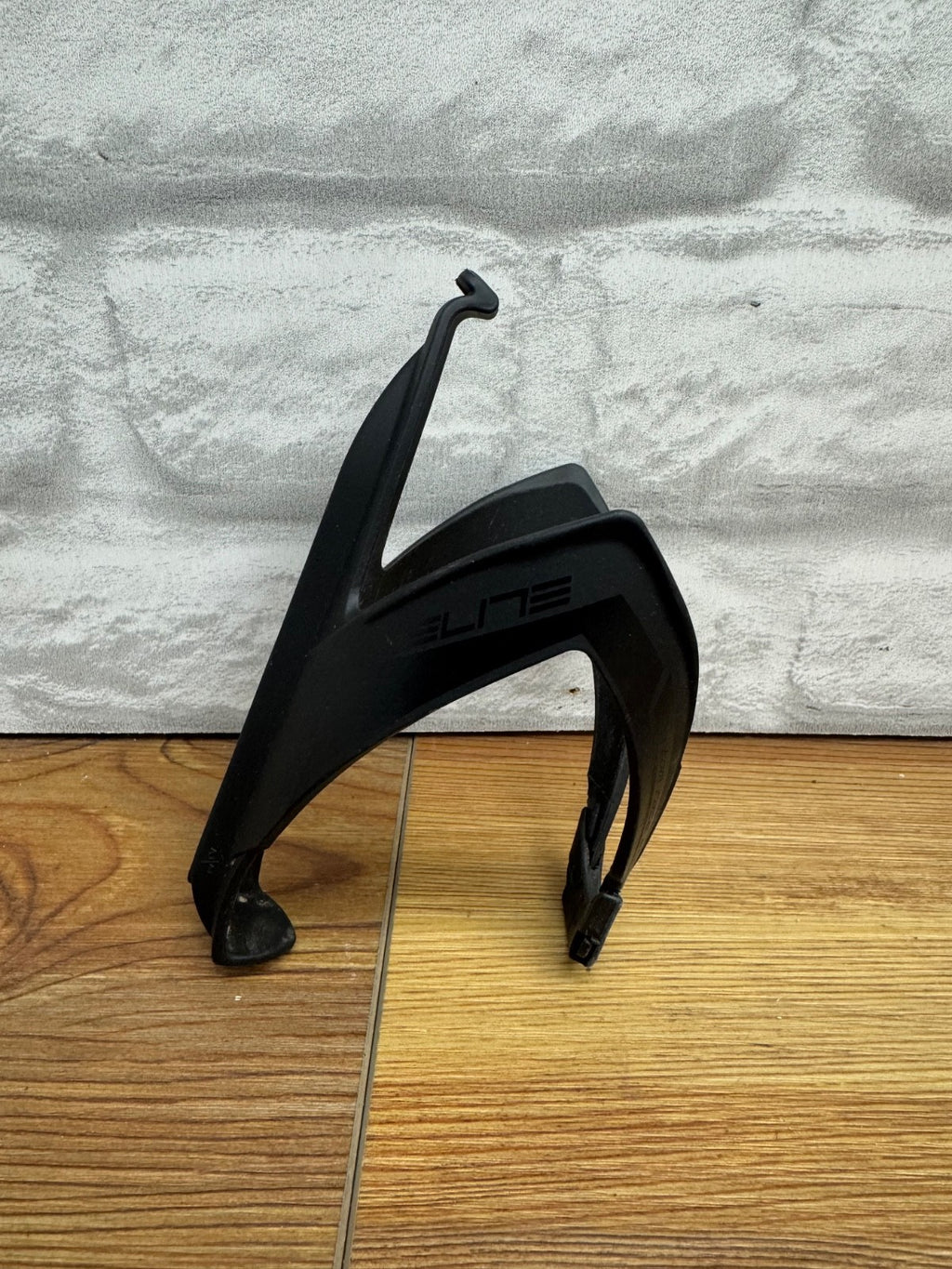 Elite Custom Race Water Bottle Cage