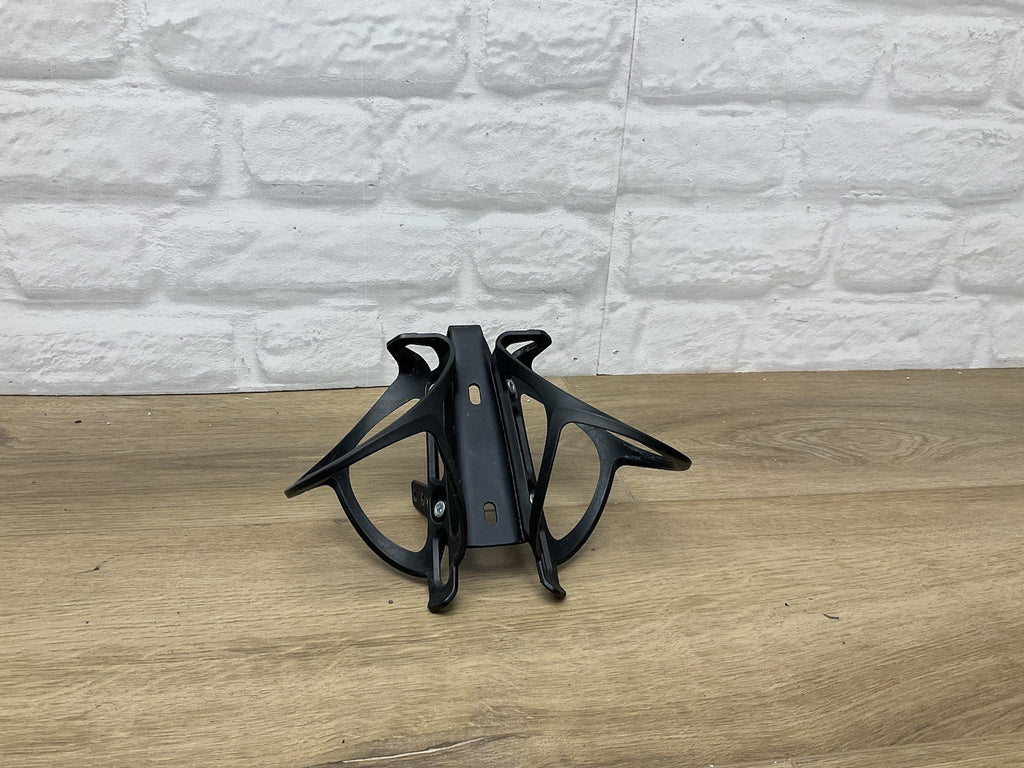 Fi’zi:k Dual Rear Mount Water Bottle Cage Black Matte