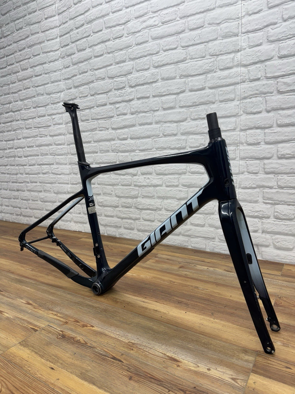 Giant Revolt Pro O Frame Medium/Large