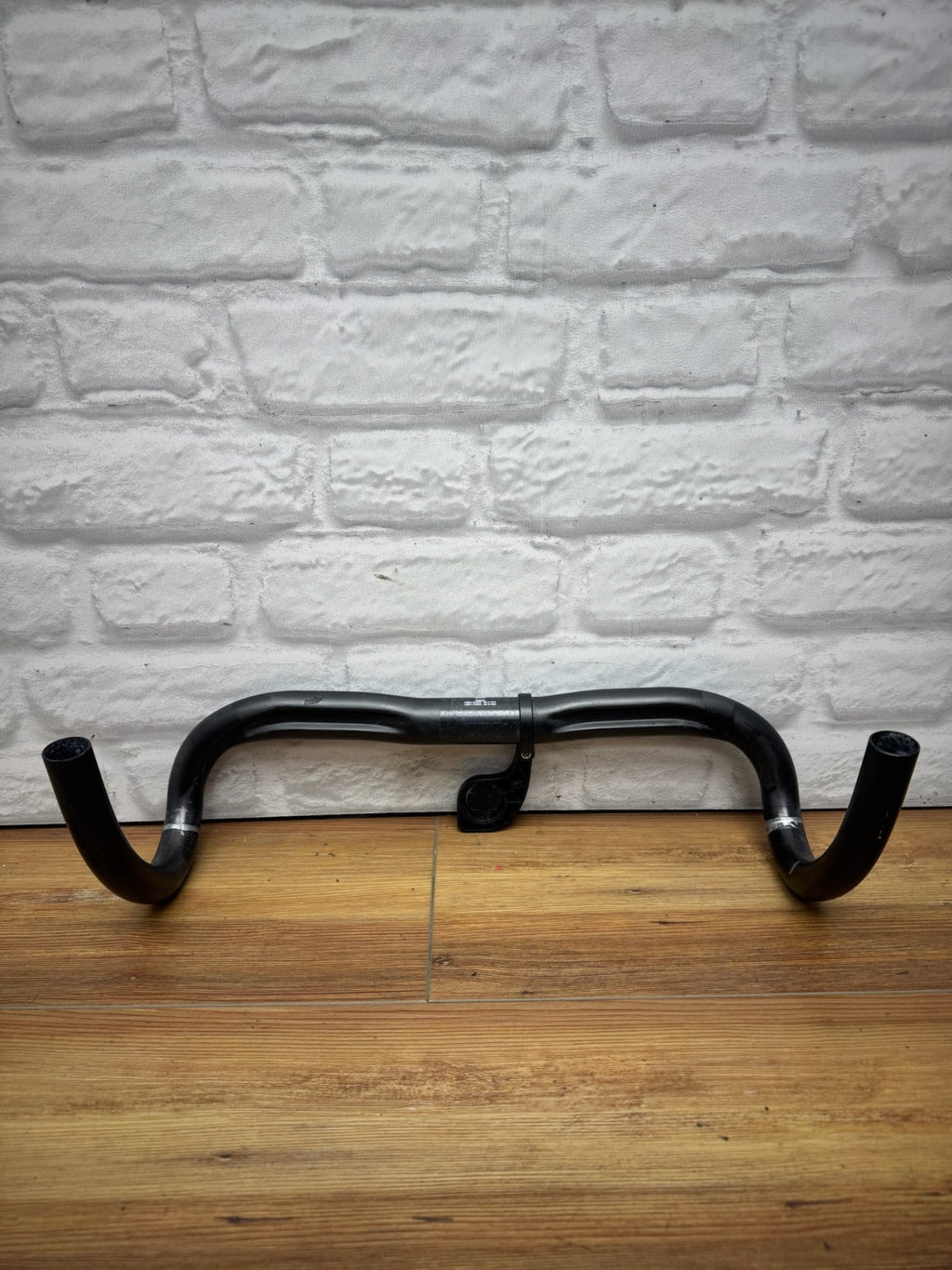 Zipp SL 70 Ergo 40cm 31.8cm Clamp with Sram Cycling Computer Mount