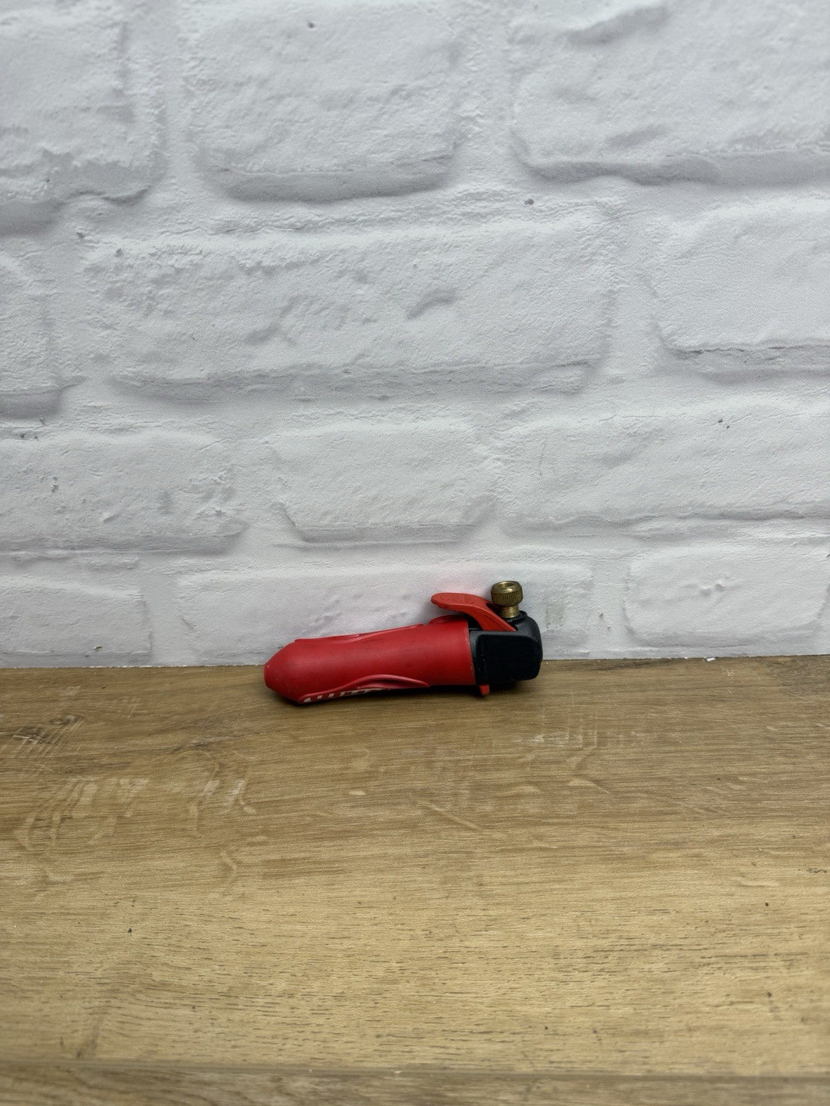 SRAM Trigger CO2 Inflator
