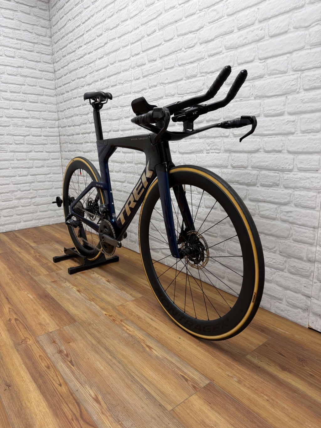 Trek Speed Concept SLR Medium Triathlon Bike