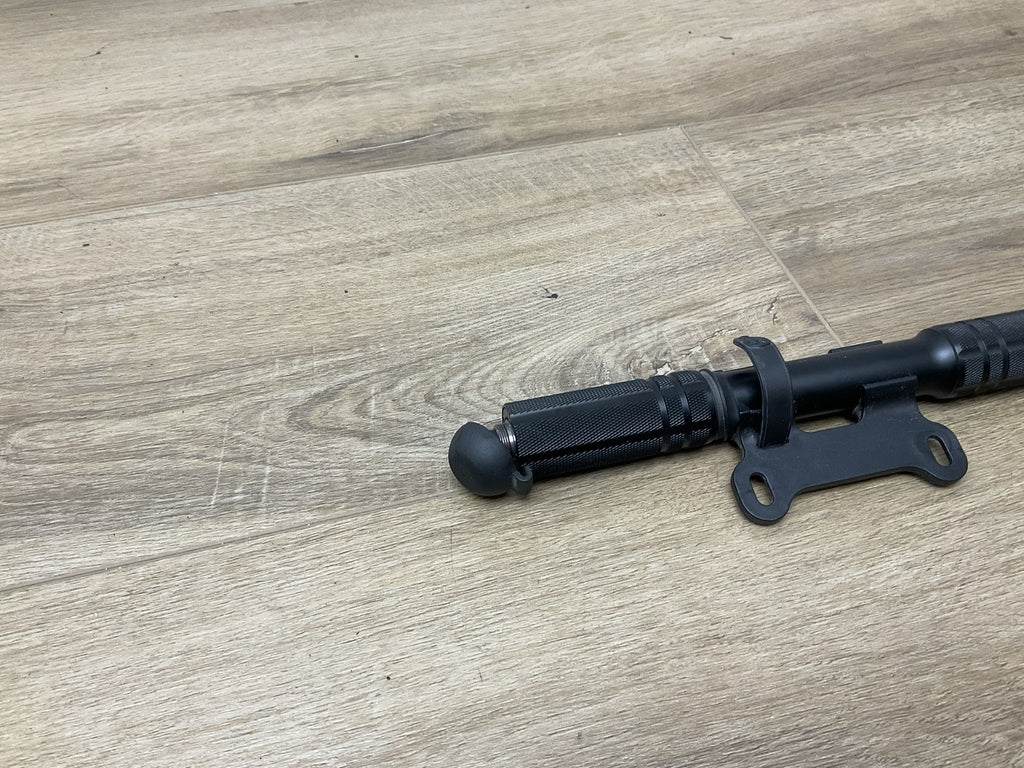 Silica Tattico Mini Portable Pump For Bicycles With Integrated Hose