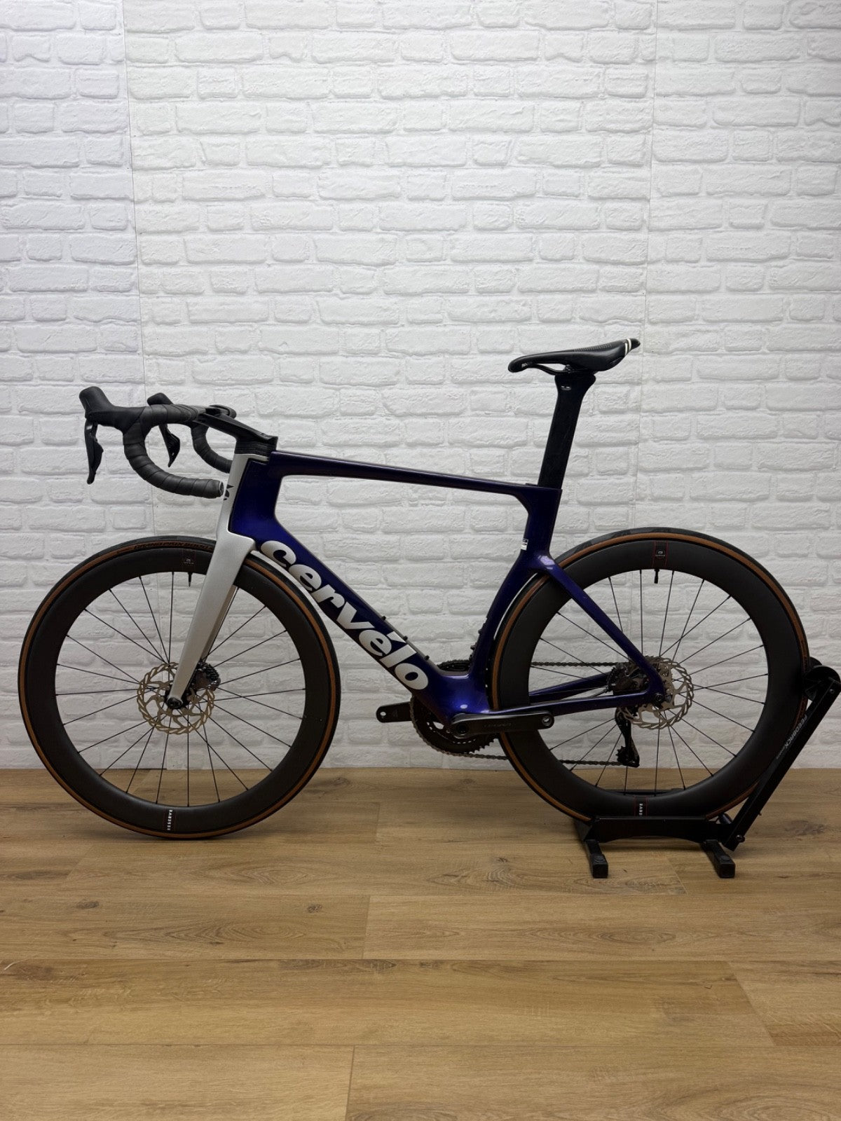 Cervelo S5 58cm Road Bike