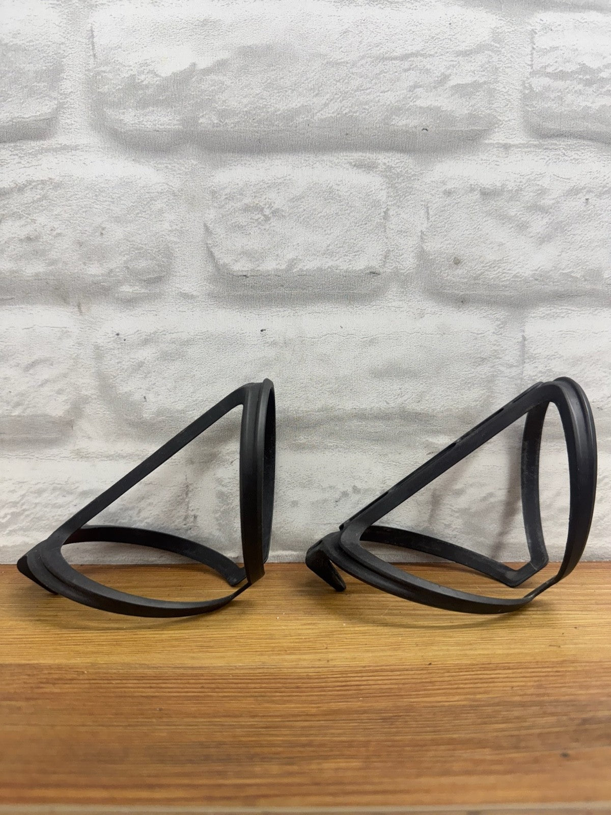 Canyon Lightweight Plastic Bottle Cage Set