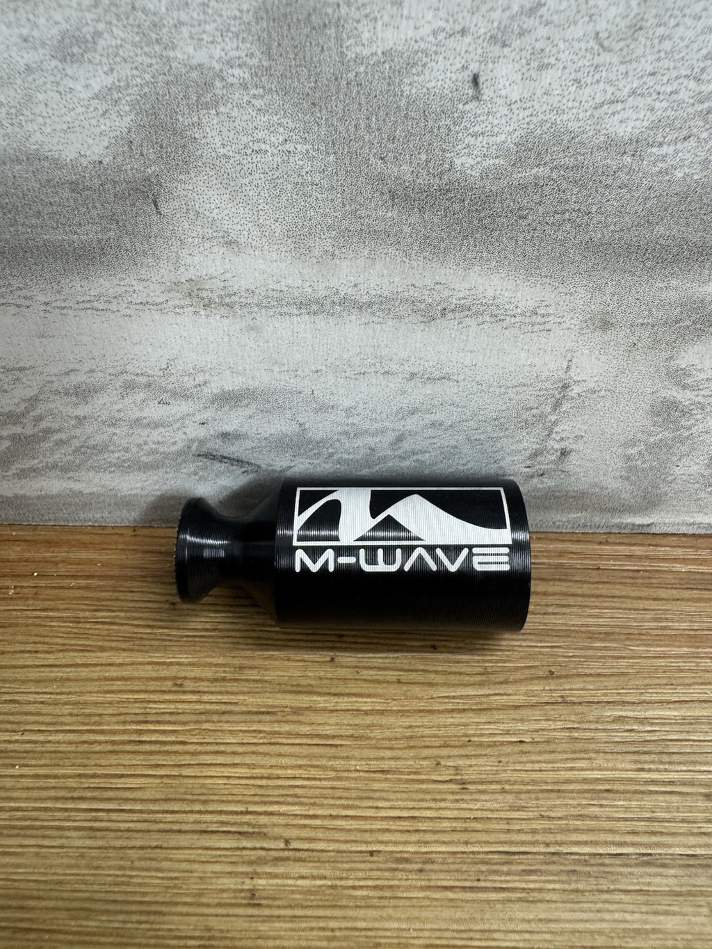 Take Off Aluminum CNC-Machined Axle Mount Lamp Bracket with Quick Release Skewer