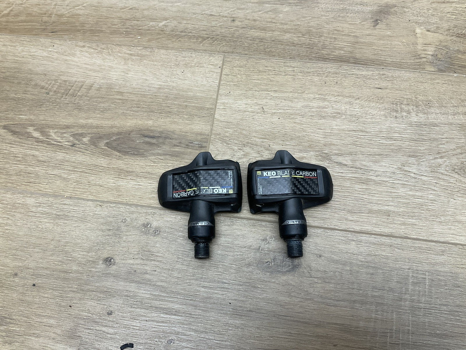 LOOK KEO Blade Carbon Ceramic Road Bike Pedals Plates Pair Lightweight Keo