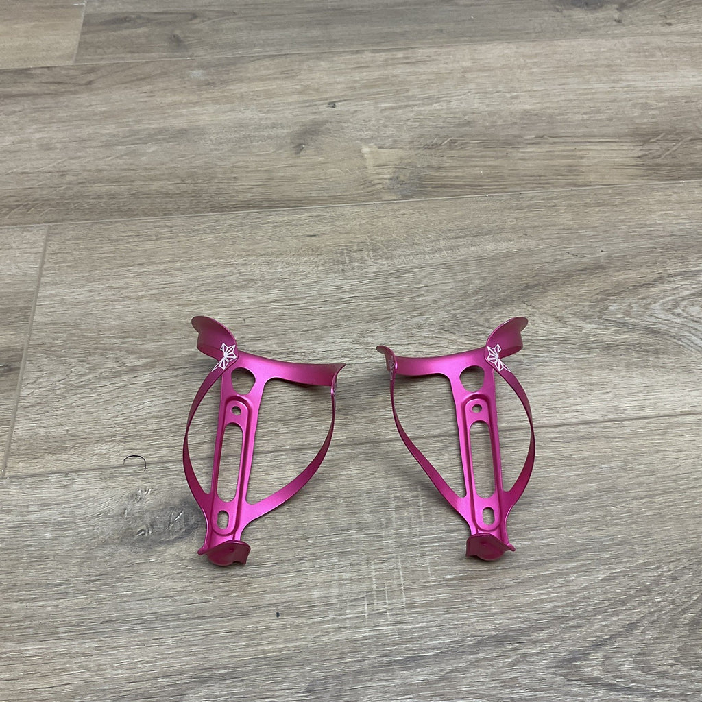 Supacaz Fly Cage Ano Pair 