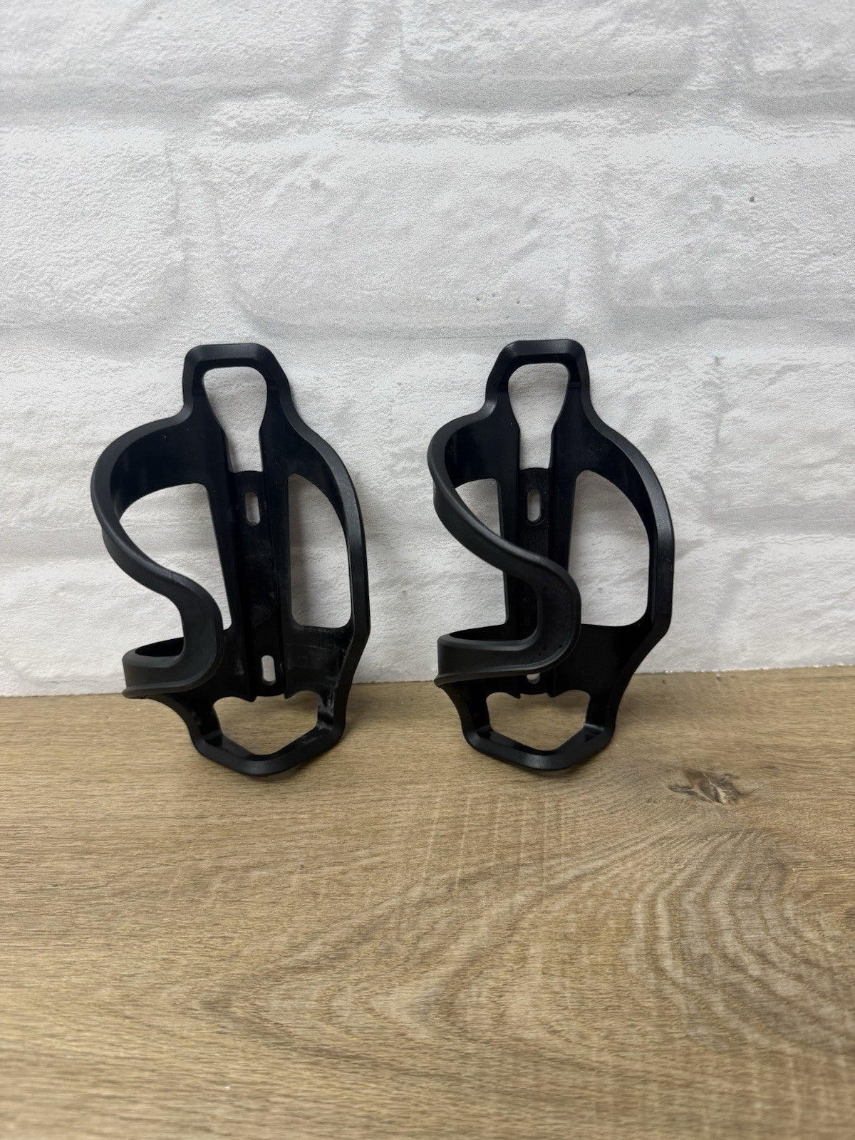 Lezyne Flow Cage SL Right Side Loading Bottle Cage 